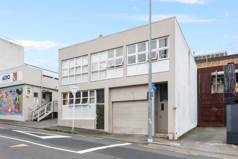 1/12 East Street, Newton, Auckland - Carousel 1