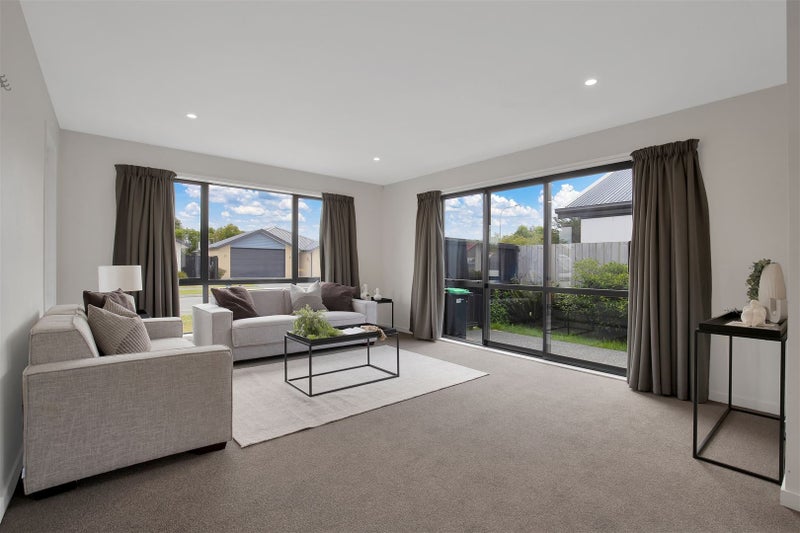 22 Robert Duncan Road, Belfast, Christchurch - Carousel 1