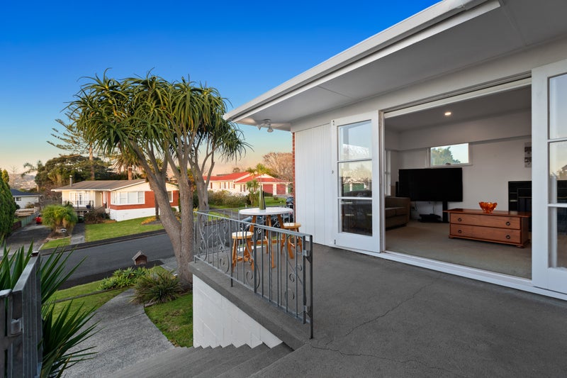 5 Ross Place, Opaheke, Papakura - Carousel 2