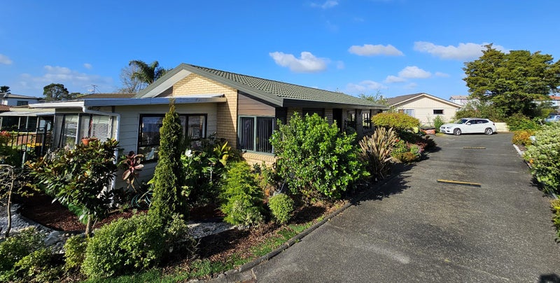 58 Bodi Place, Te Atatu South, Auckland - Carousel 2