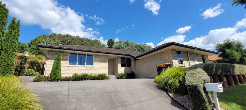 144 Castlewold Drive, Bethlehem, Tauranga - Carousel 1