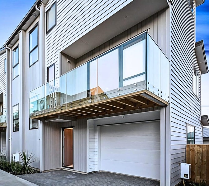 16C Sheridan Drive, New Lynn, Auckland - Carousel 2