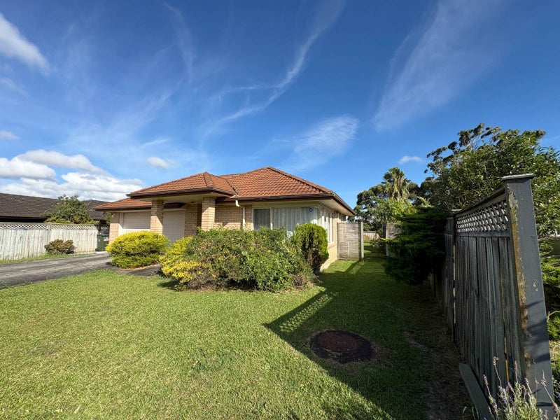 6 Atworth Way, Burswood, Auckland - Carousel 2
