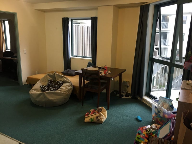 C4/13 palm GR, BERHAMPORE, WELLINGTON - Carousel 11