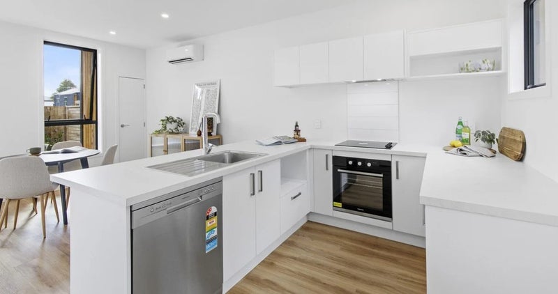 5/33 Raukawa Street, Stokes Valley, Lower Hutt - Carousel 2