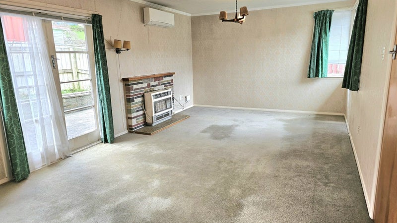 46 Stanley Street, Wainuiomata, Lower Hutt - Carousel 2