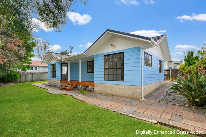 18A Starforth Place, Henderson, Auckland - Carousel 1