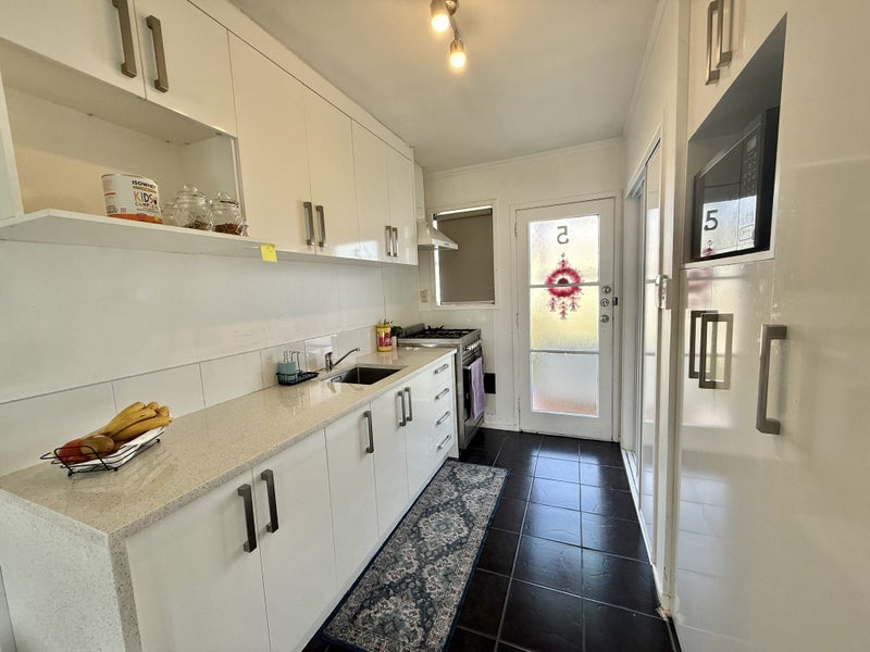 5/544 Great South Road, Papatoetoe, Auckland - Carousel 2