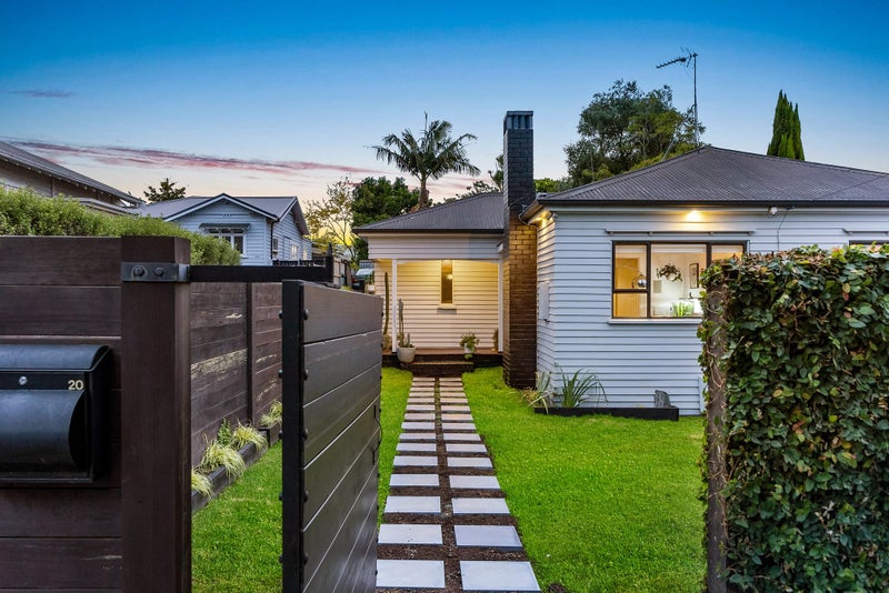 20 Warwick Street, Morningside, Auckland - Carousel 1