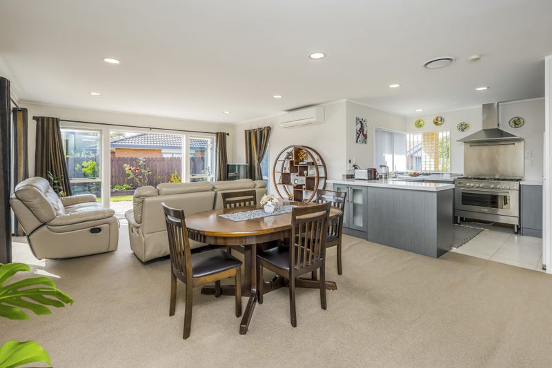 50 Sheriff Place, Randwick Park, Auckland - Carousel 20