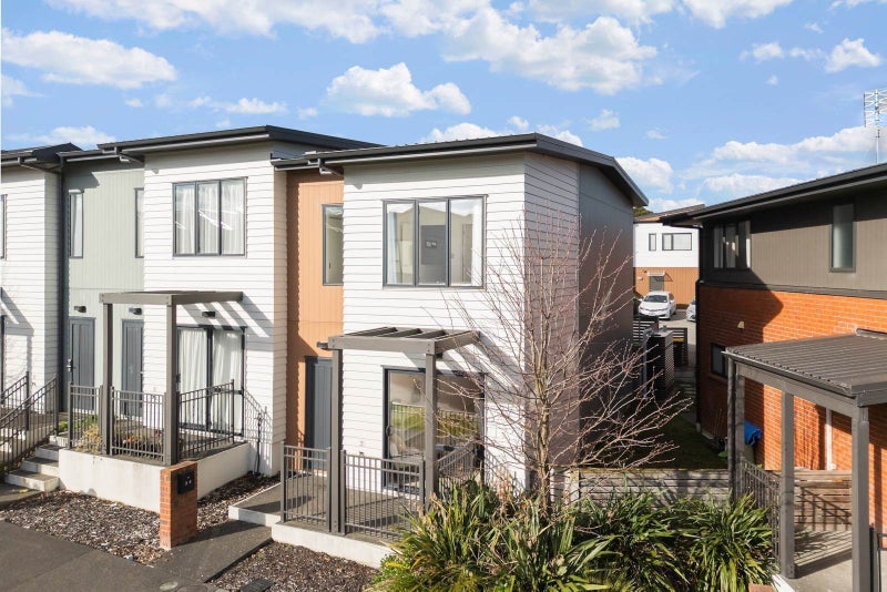 34 Mahalo Avenue, Wiri, Auckland - Carousel 2