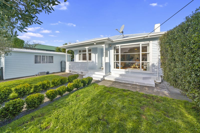 1/44 Tennyson Street, Petone, Lower Hutt - Carousel 1