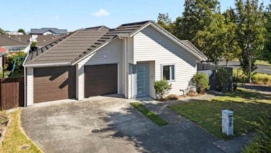 5 Whekau Drive, Takanini, Auckland - Carousel 1