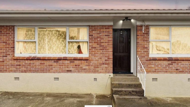 1/3 Angelo Avenue, Howick, Auckland - Carousel 1