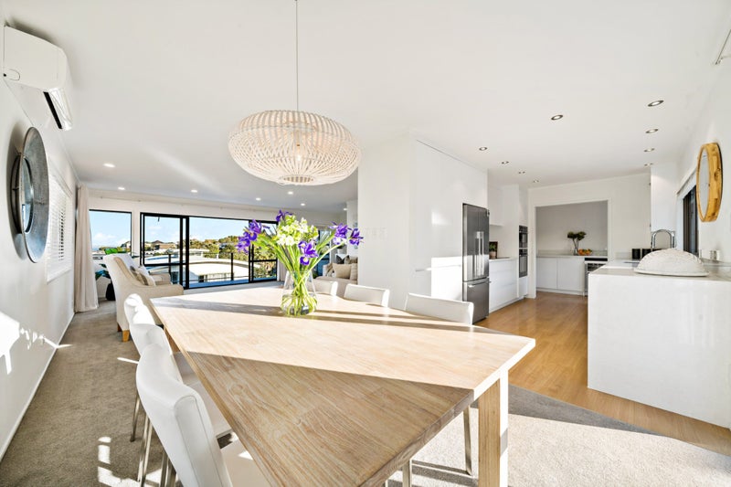 86 Hebron Road, Waiake, Auckland - Carousel 2