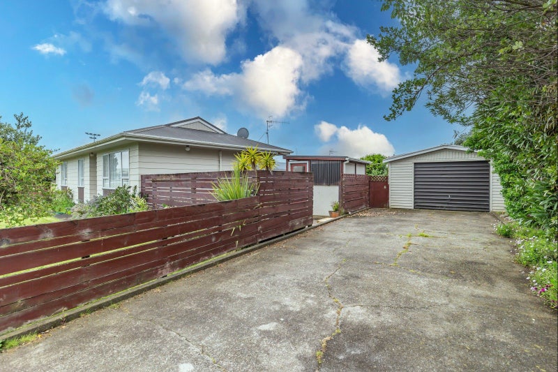 30 Collingwood Street, Levin, Levin - Carousel 1