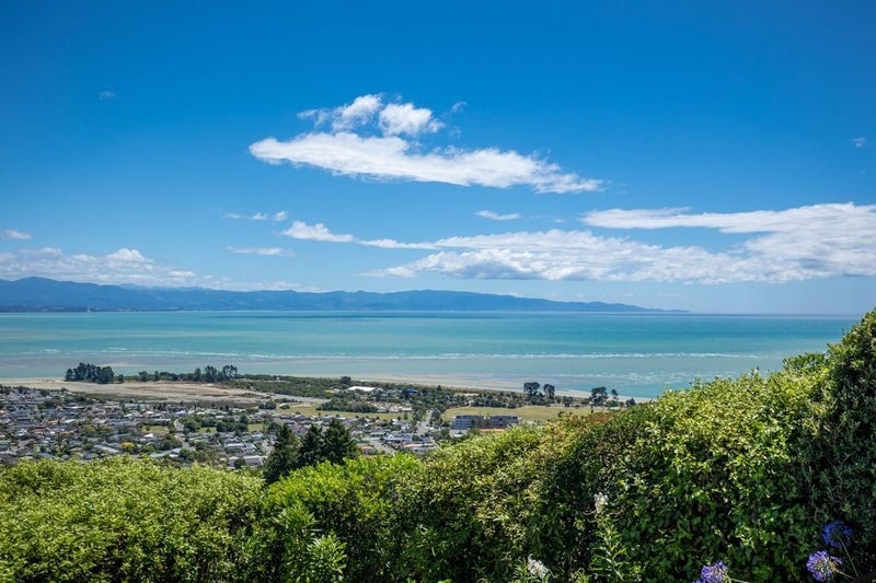 350 Princes Drive, Britannia Heights, Nelson - Carousel 2