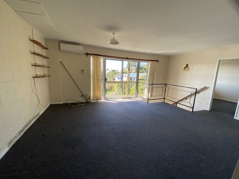 20A Bloomsbury Grove, Newlands, Wellington - Carousel 1