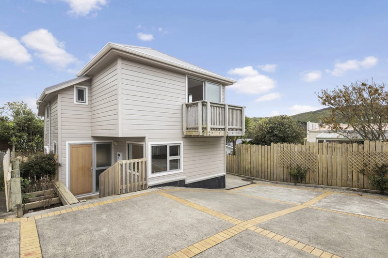 6B Mills Road, Brooklyn, Wellington - Carousel 2