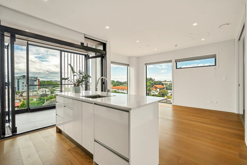 403/74 Anzac Street, Takapuna, Auckland - Carousel 1