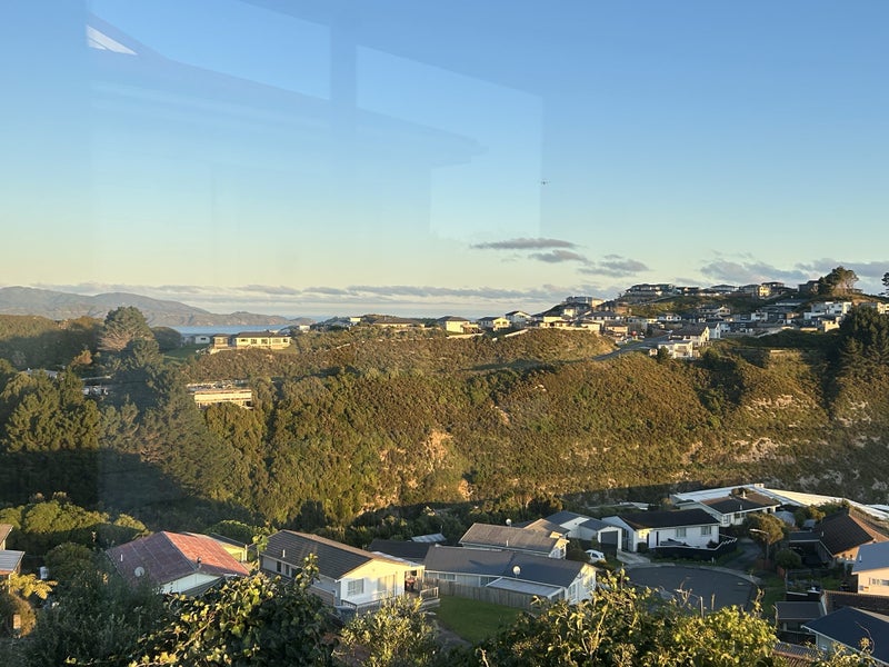 6 Stroud Way, Newlands, Wellington - Carousel 16