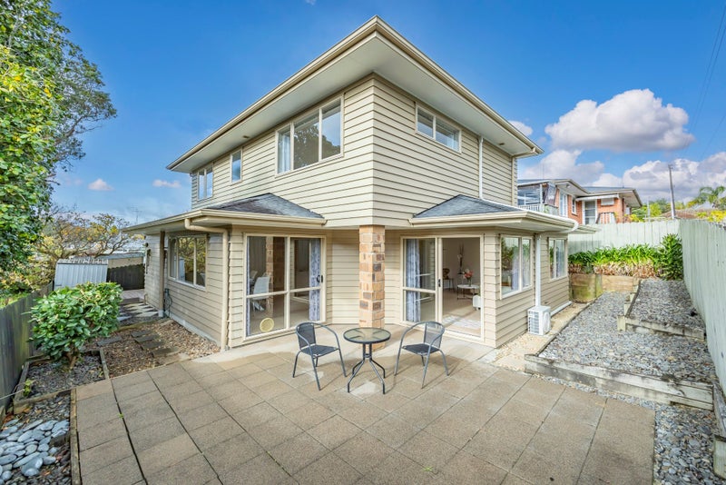 42A Andrew Road, Howick, Auckland - Carousel 1