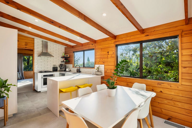 1/16 Riverview Road, New Lynn, Auckland - Carousel 2