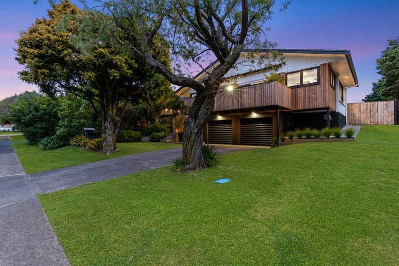 54 Collie Street, Hillpark, Auckland - Carousel 1