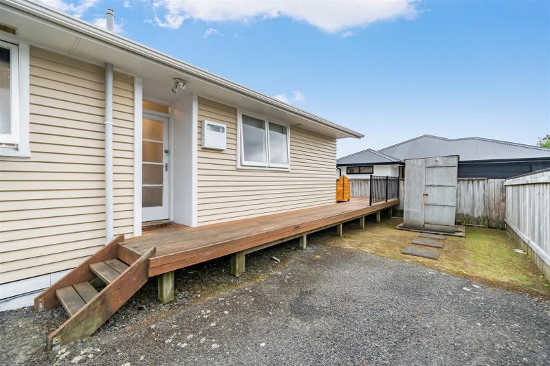 18B Te Arawi Street, Takapuwahia, Porirua - Carousel 2