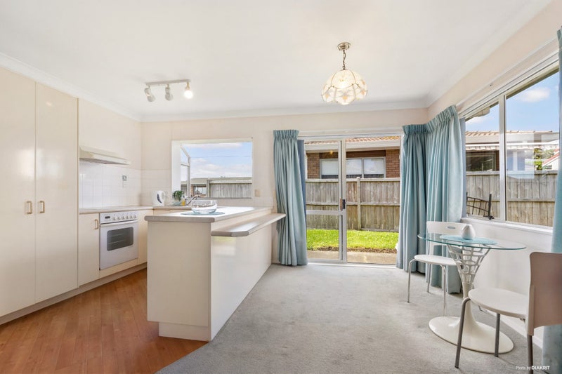 50 Bodi Place, Te Atatu South, Auckland - Carousel 2