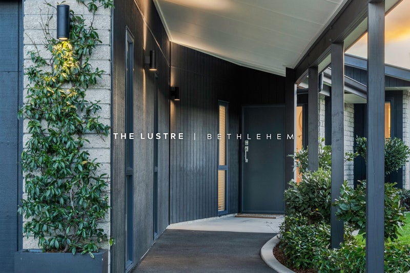 6 Glencarron Place, Bethlehem, Tauranga - Carousel 1