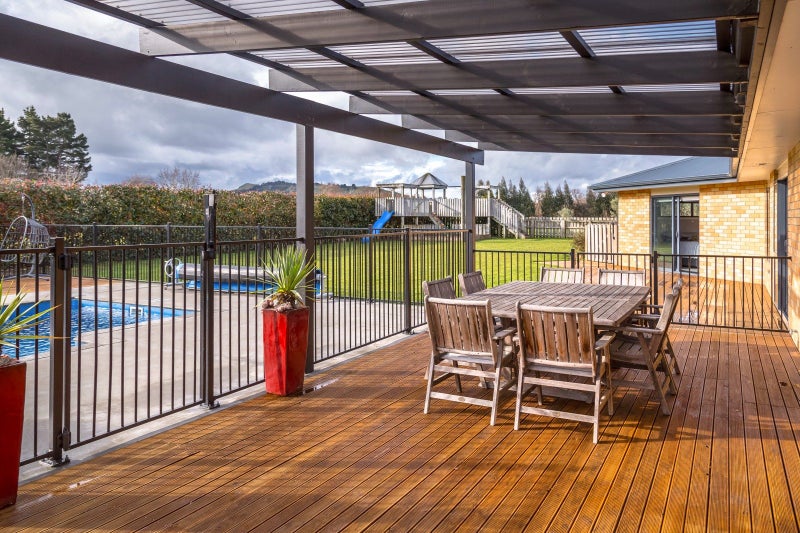 1176 State Highway 2, Masterton - Carousel 2