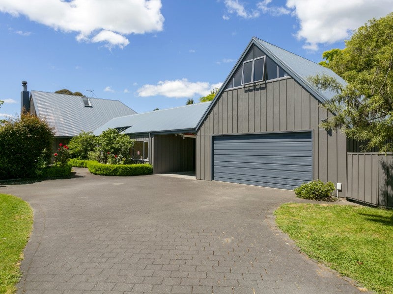 34 Matuku Street, Two Mile Bay, Taupo - Carousel 1