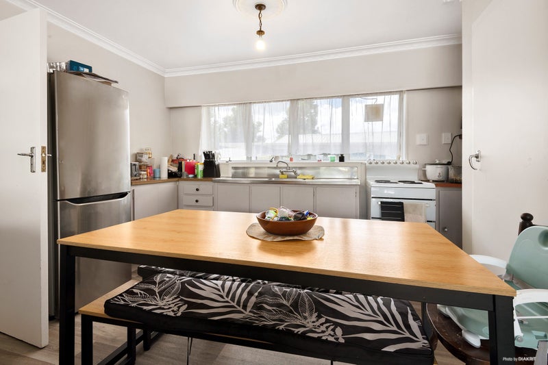 15 Ellicott Road, Nawton, Hamilton - Carousel 2