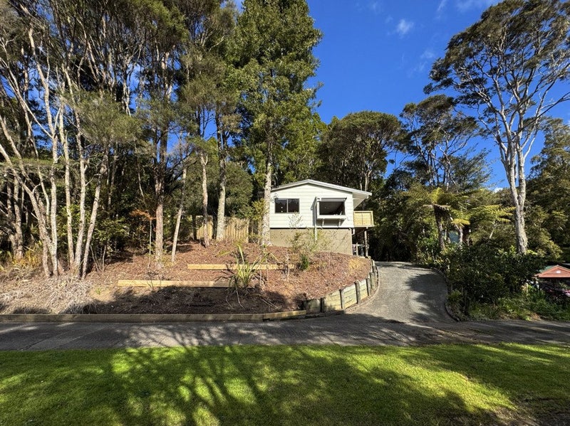18 Fawcett Road, Laingholm, Auckland - Carousel 1
