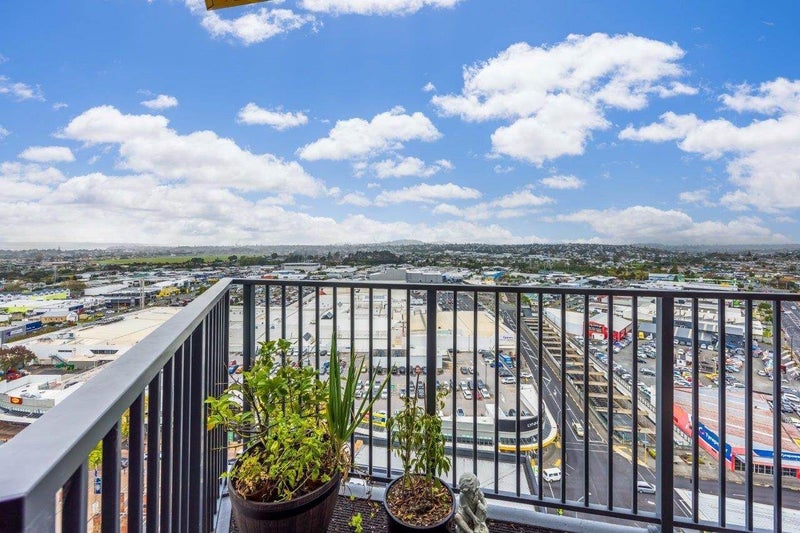 1401/20 McCrae Way, New Lynn, Auckland - Carousel 12