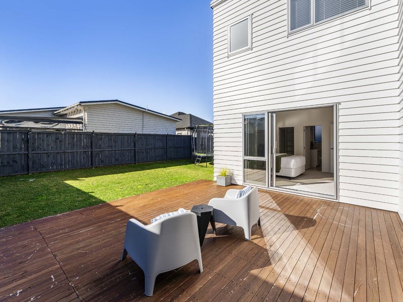17 Exmoor Road, Karaka, Papakura - Carousel 40