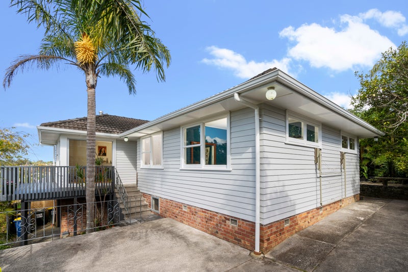 12 Hilling Street, Titirangi, Auckland - Carousel 2
