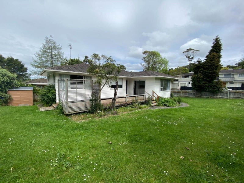 19 Sequoia Place, Sunnynook, Auckland - Carousel 1