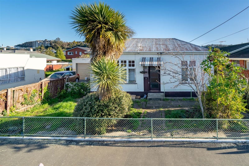 22 Nelson Street, Forbury, Dunedin - Carousel 1
