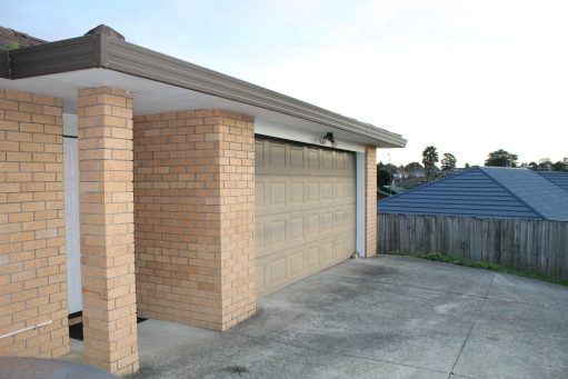 38 Glenveagh Park Drive, Weymouth, Auckland - Carousel 2
