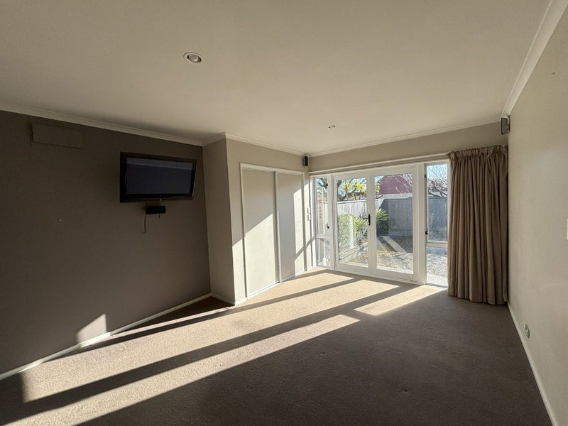 6A Brooklyn Drive, Redwoodtown, Blenheim - Carousel 2