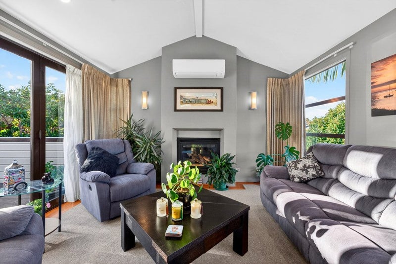 135 Wiseley Road, West Harbour, Auckland - Carousel 2