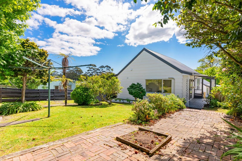 1/72 Vodanovich Road, Te Atatu South, Auckland - Carousel 2