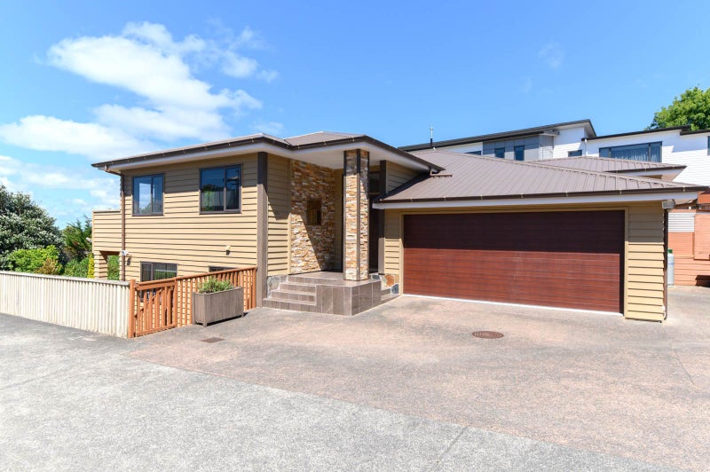 105C Halsey Drive, Lynfield, Auckland - Carousel 1