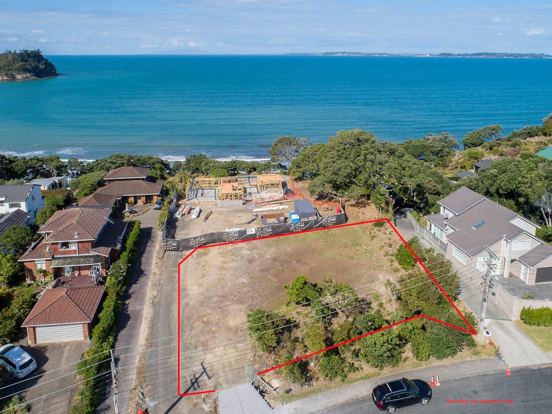 39 Ocean View Road, Hatfields Beach, Orewa - Carousel 1