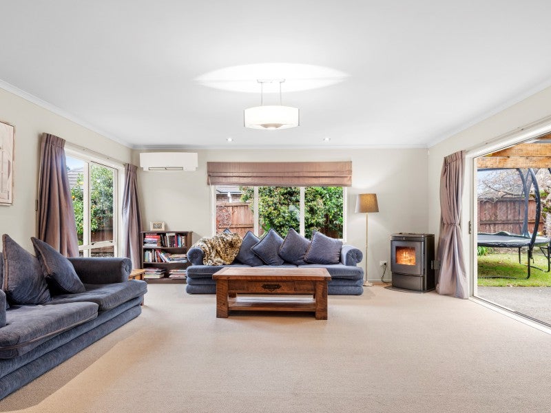 25 Glenmonarch Place, Pyes Pa, Tauranga - Carousel 2