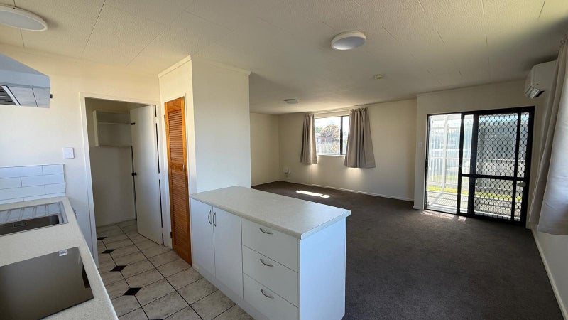 2/23 Station Road, Takanini, Auckland - Carousel 2