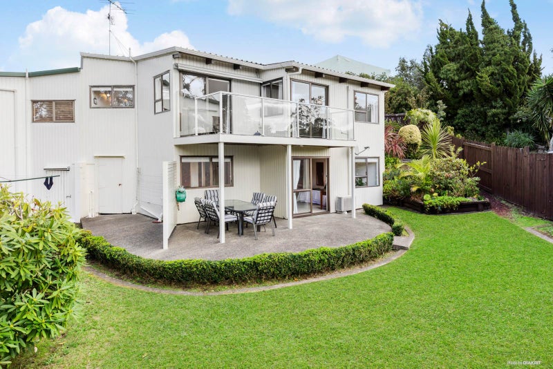 2/59 Glencoe Road, Browns Bay, Auckland - Carousel 1