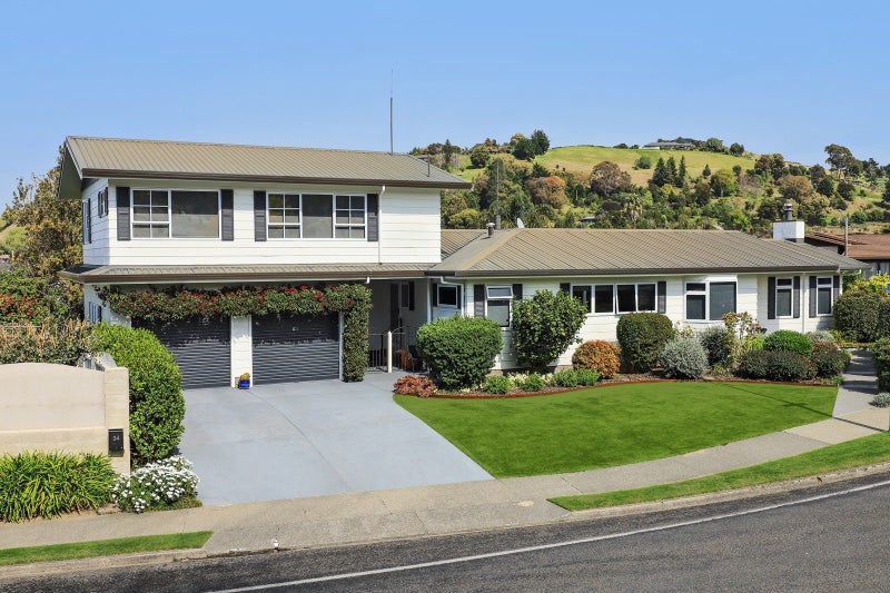 34 Kent Terrace, Taradale, Napier - Carousel 1